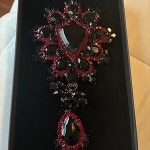 Swarovski Fierce Jewels by J.Griffin new drag gala cospaly brooch pin